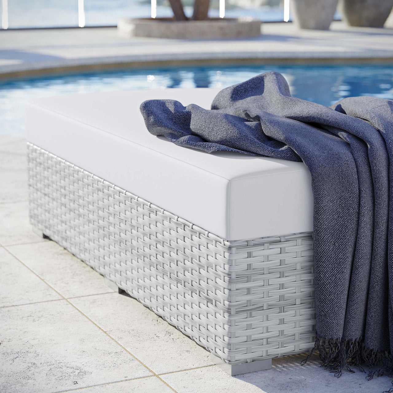 Conversation Alfresco Rectangular Ottoman, Light Gray & White
