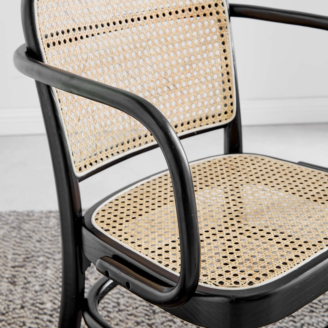 Beecatcher Dining Chair, Black