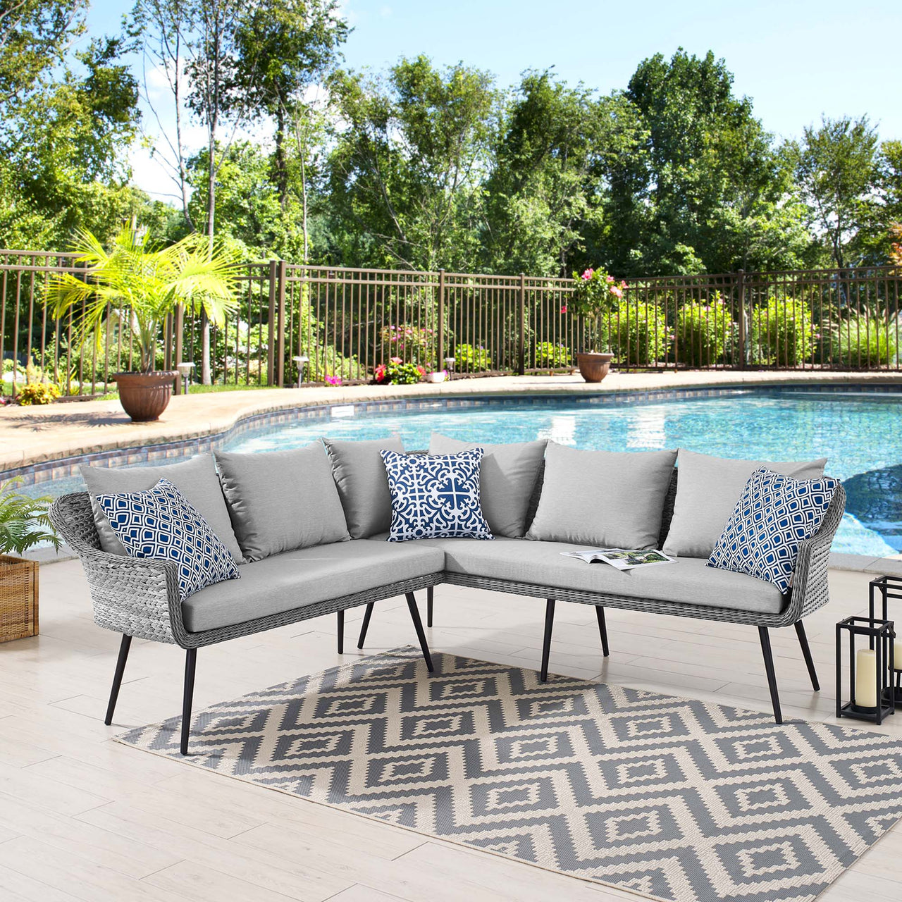 Stratus Alfresco Woven Sectional, Gray