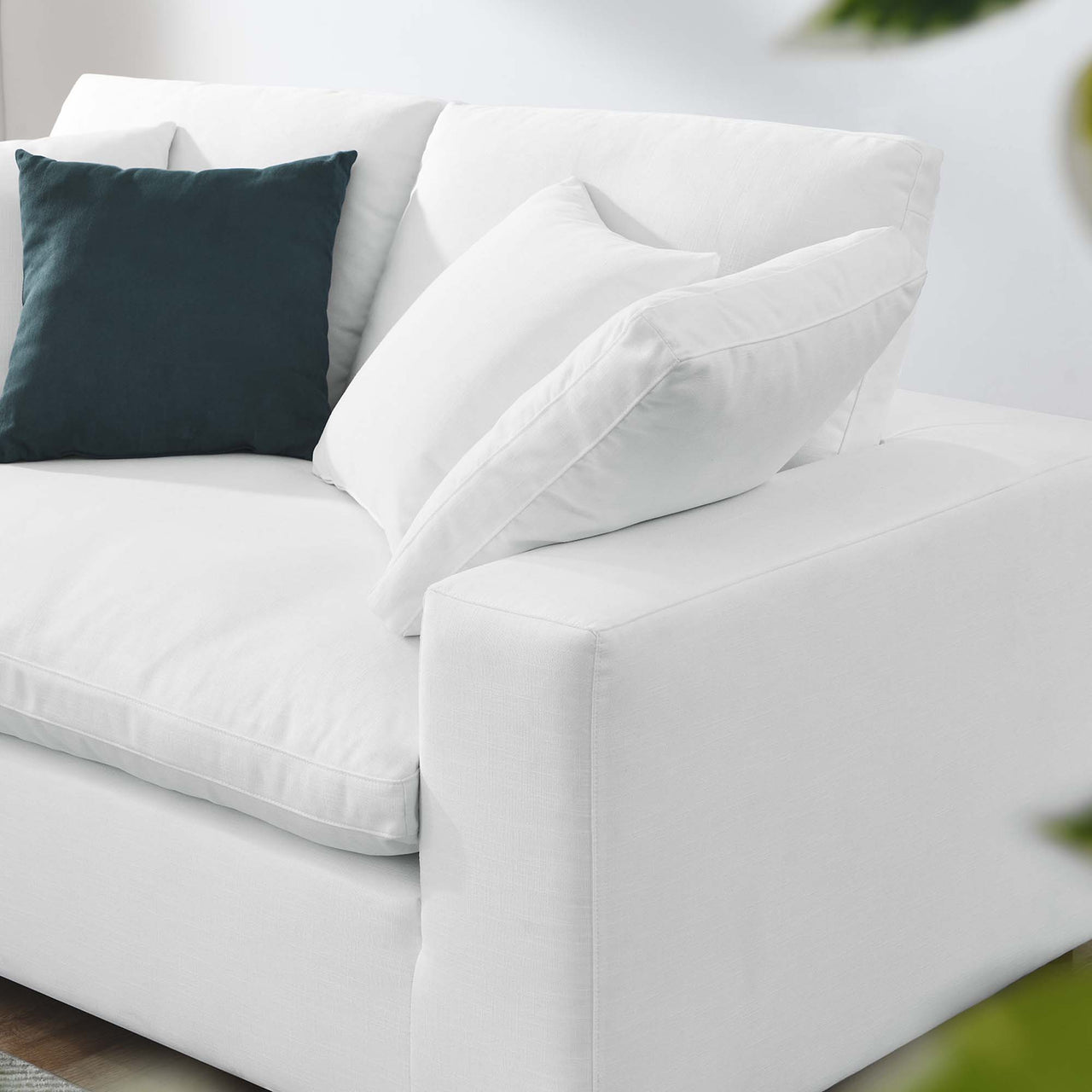 Angelic Cloudblend Loveseat, Pure White