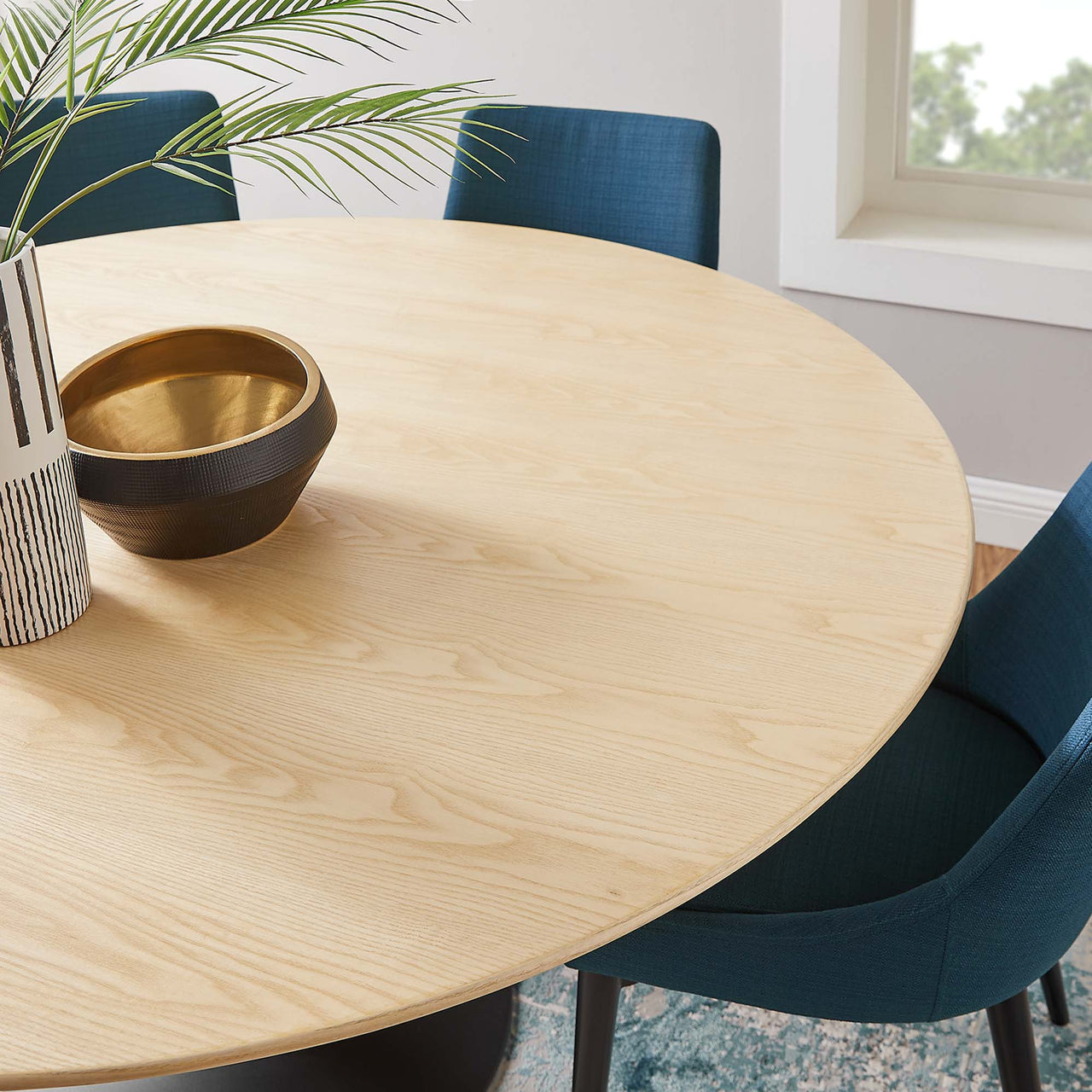 Ensemble Round Dining Table, XXL, Black & Natural Wood