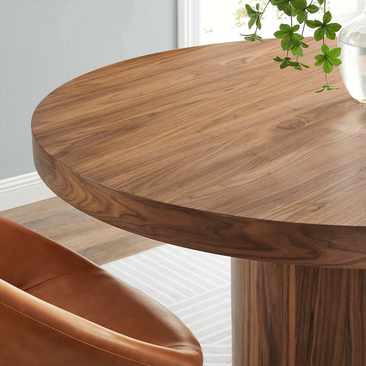Orrin Round Dining Table, Walnut