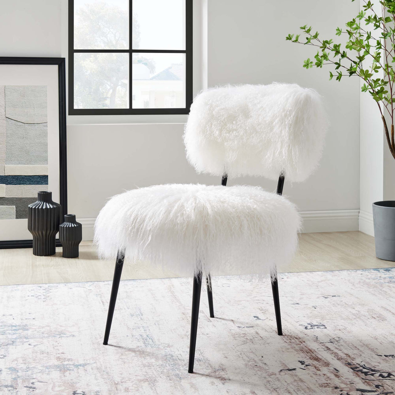 Ovelissa Woolen Pelt Chair, White