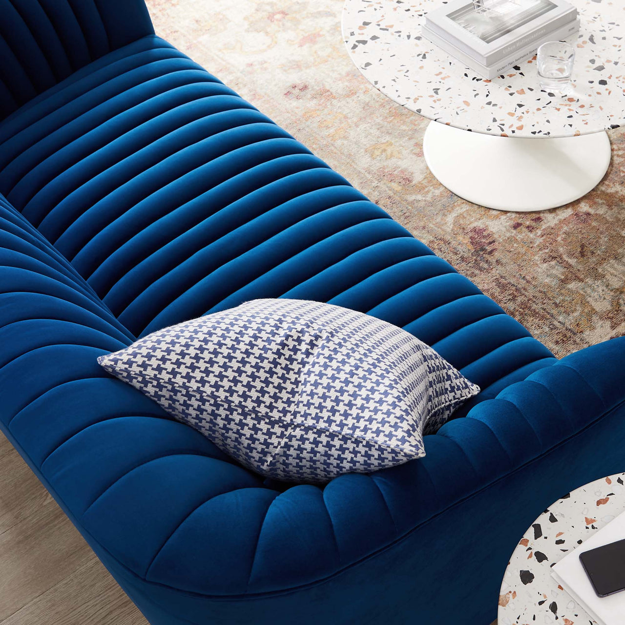 Virelle Velvet Loveseat, Navy