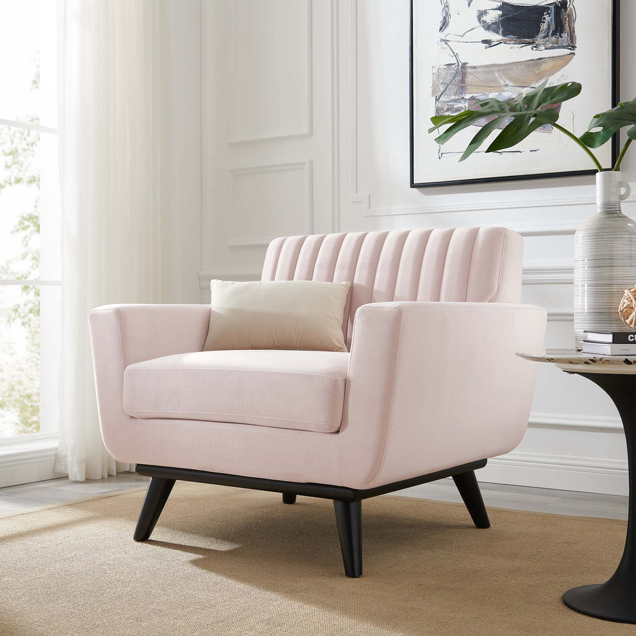 Rendezvous Velvet Armchair, Pink