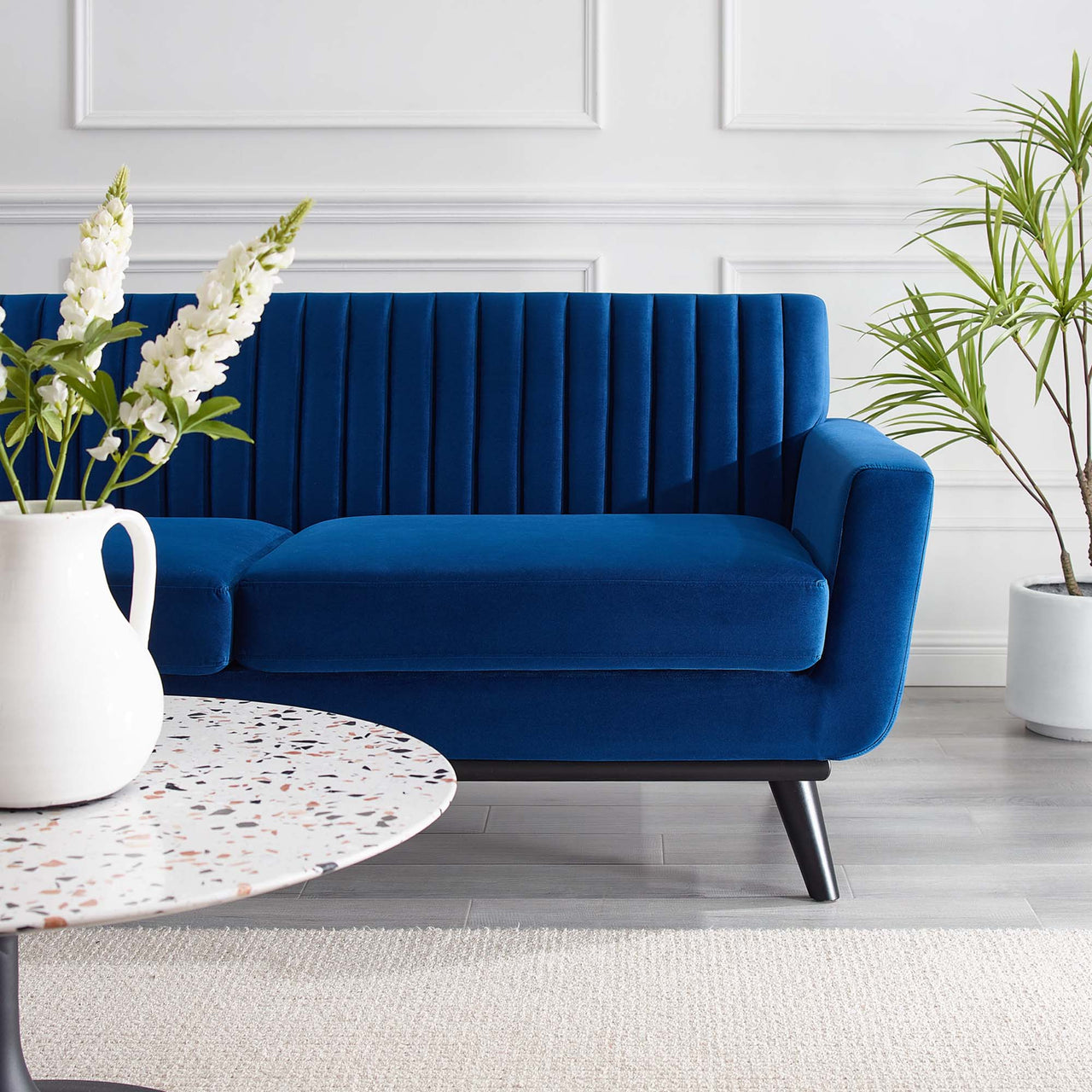 Rendezvous Velvet Loveseat, Navy