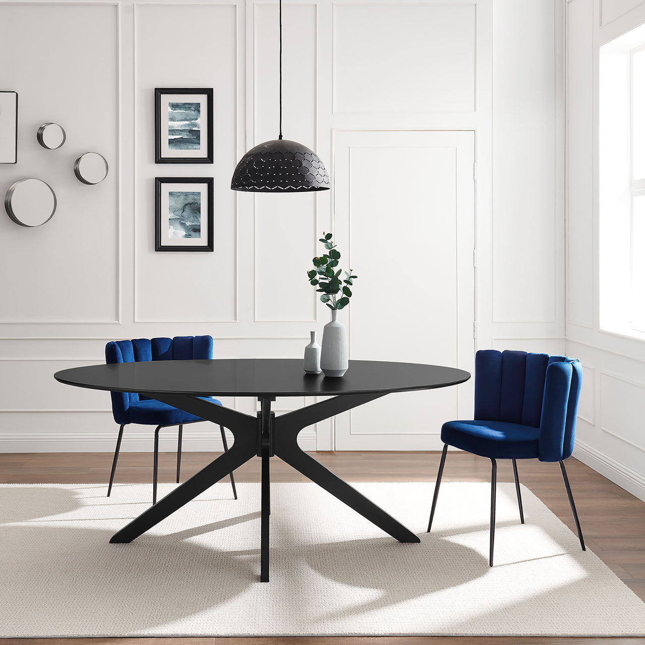Boomerang Oval Dining Table, Medium, Black