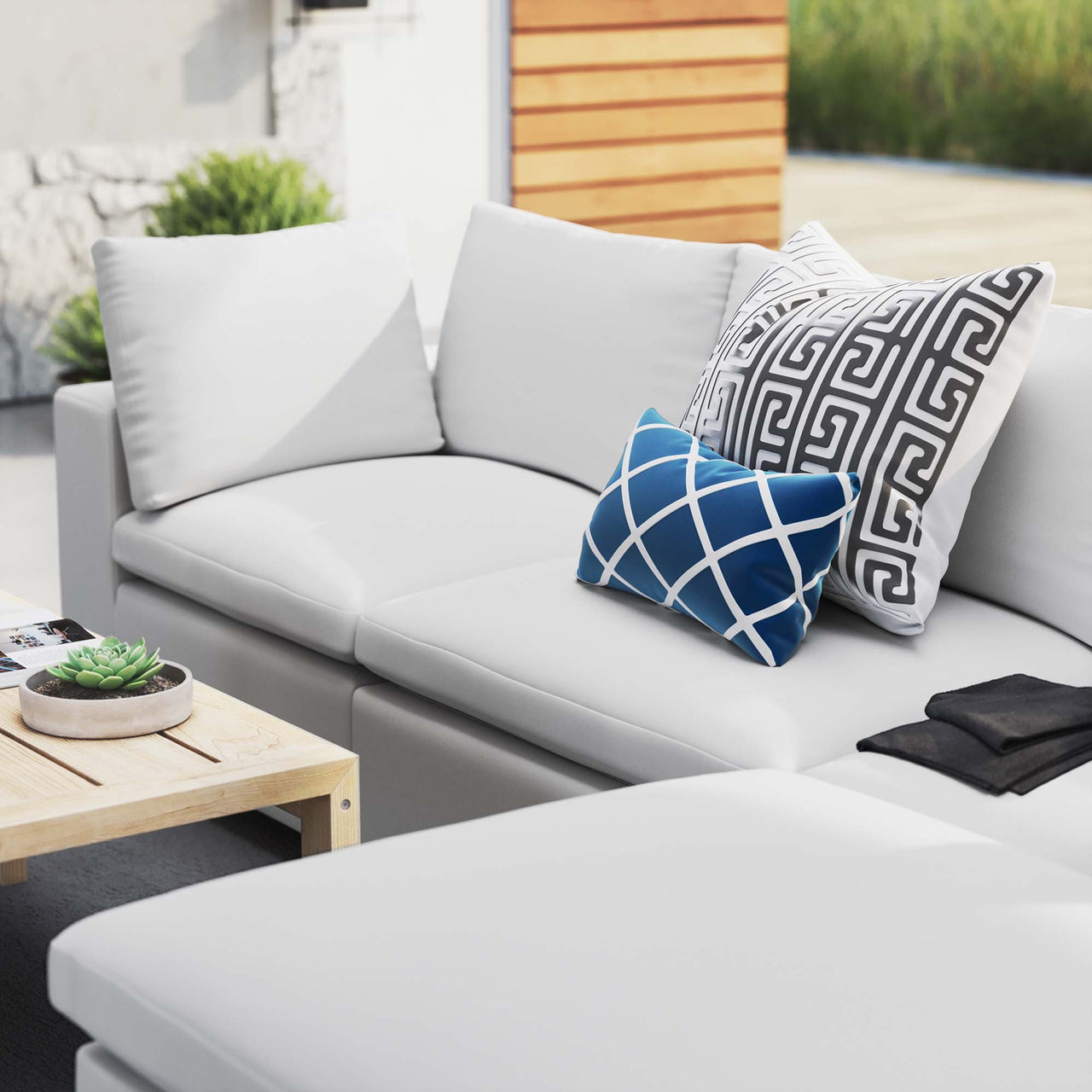 Angelic 4-Piece Sunbrella® Alfresco Sectional, White