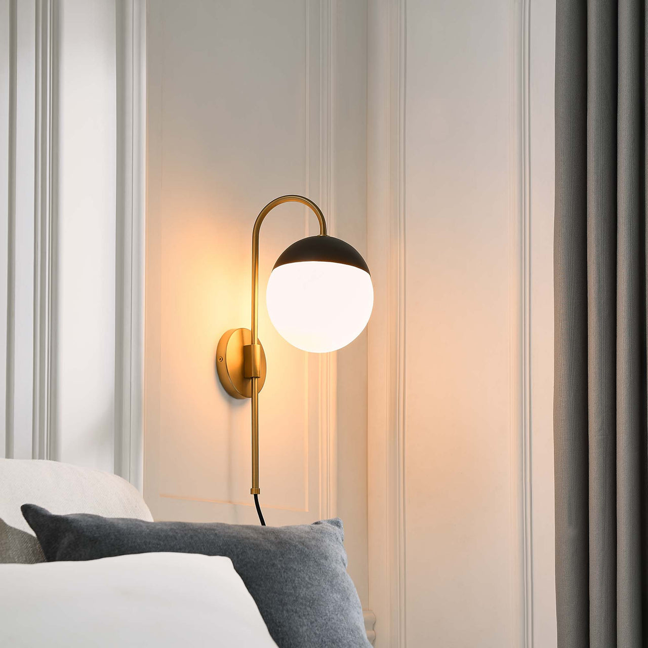 Starlight Wall Sconce w/ Cable, Satin Brass