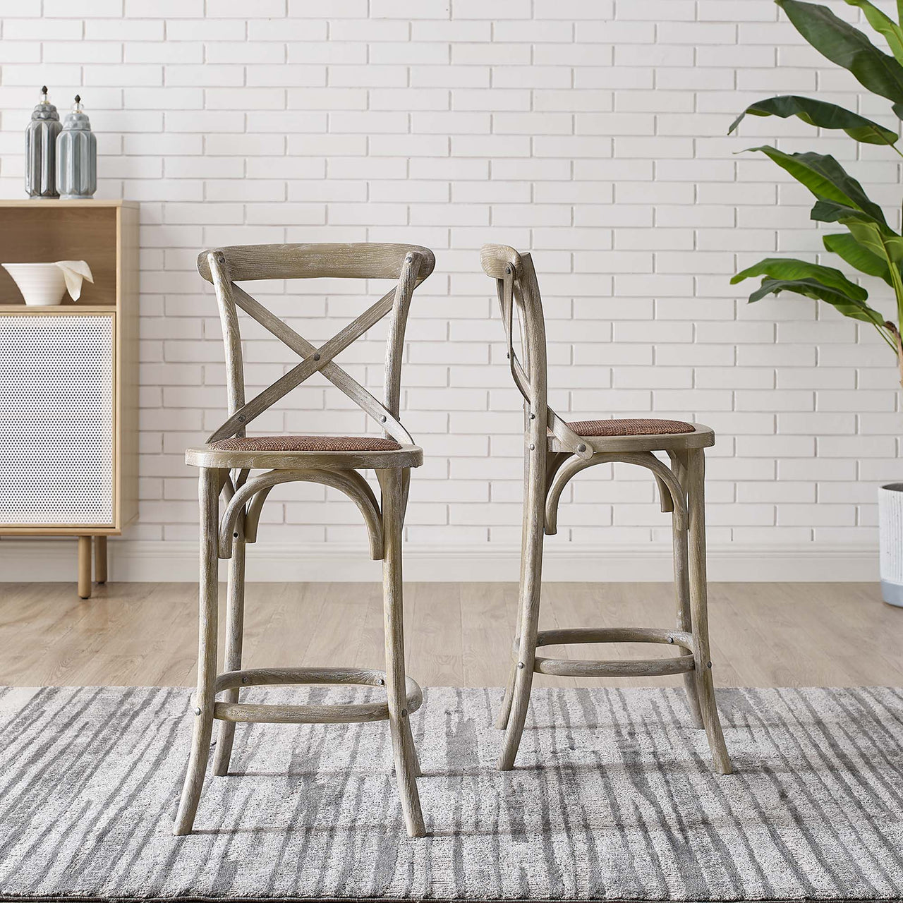 Countryside-Chic Counter Stool, Gray