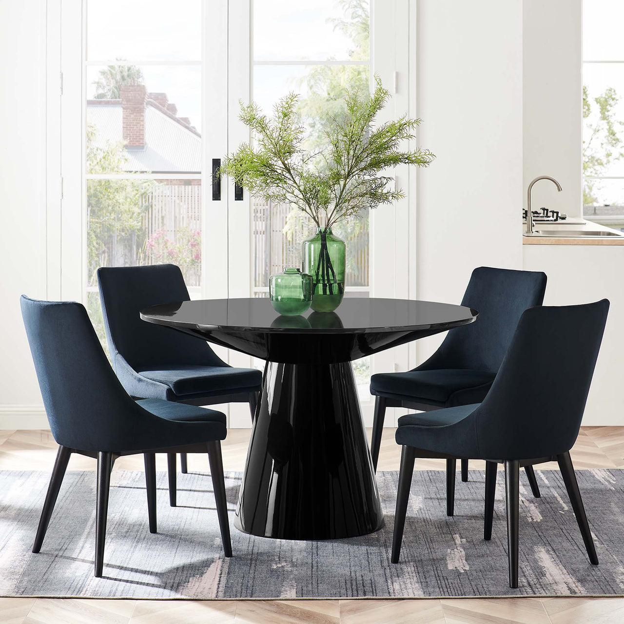 Oblique Round Dining Table, Black