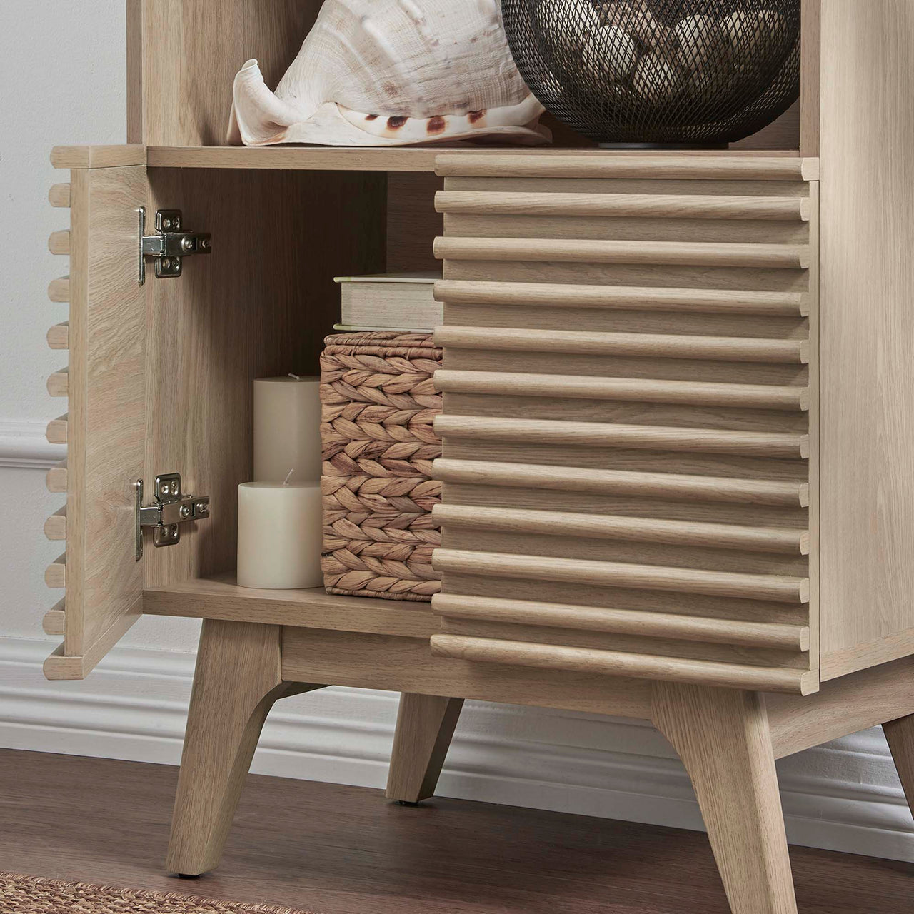 Ventra Display Cabinet Bookshelf, Oak