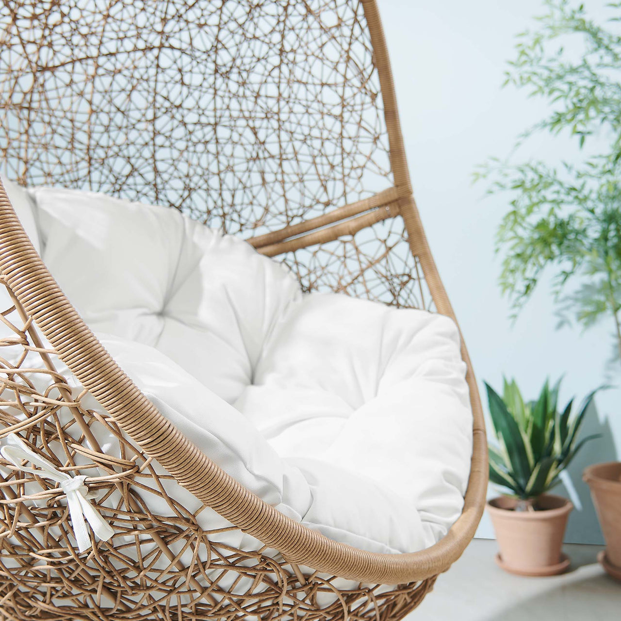 Chrysalis Alfresco Swing Chair, Cappuccino & White