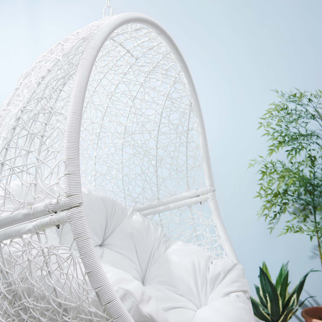 Chrysalis Alfresco Swing Chair, White
