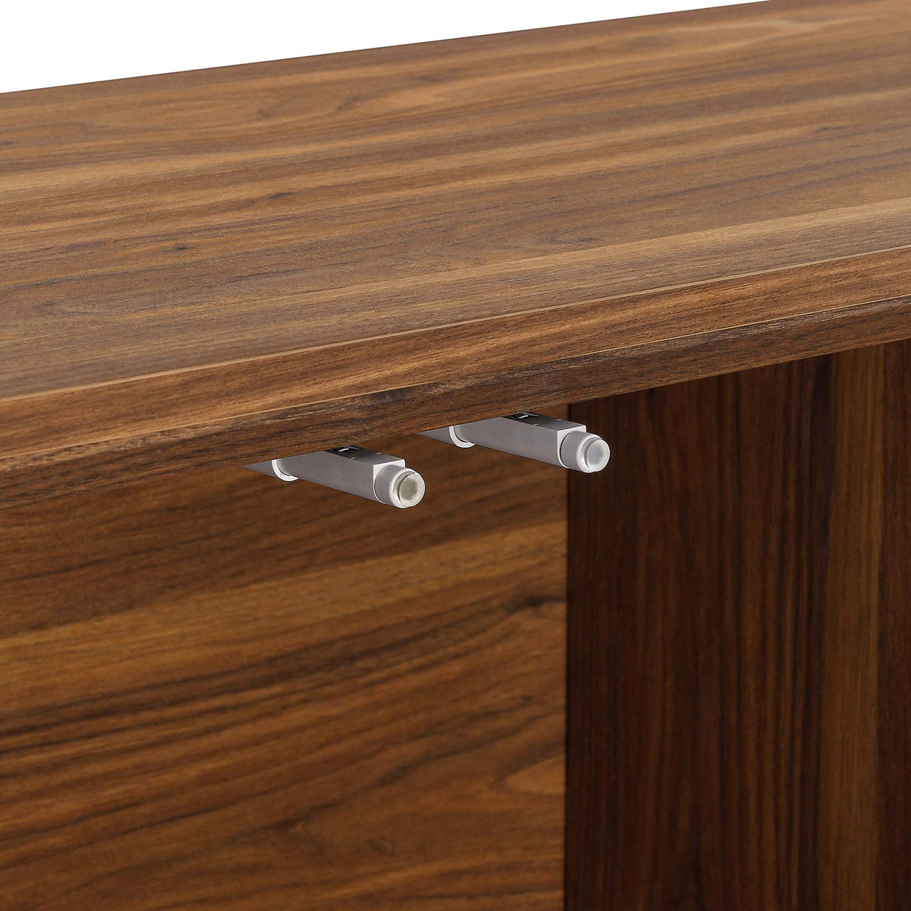 Veyandra Sideboard, Walnut