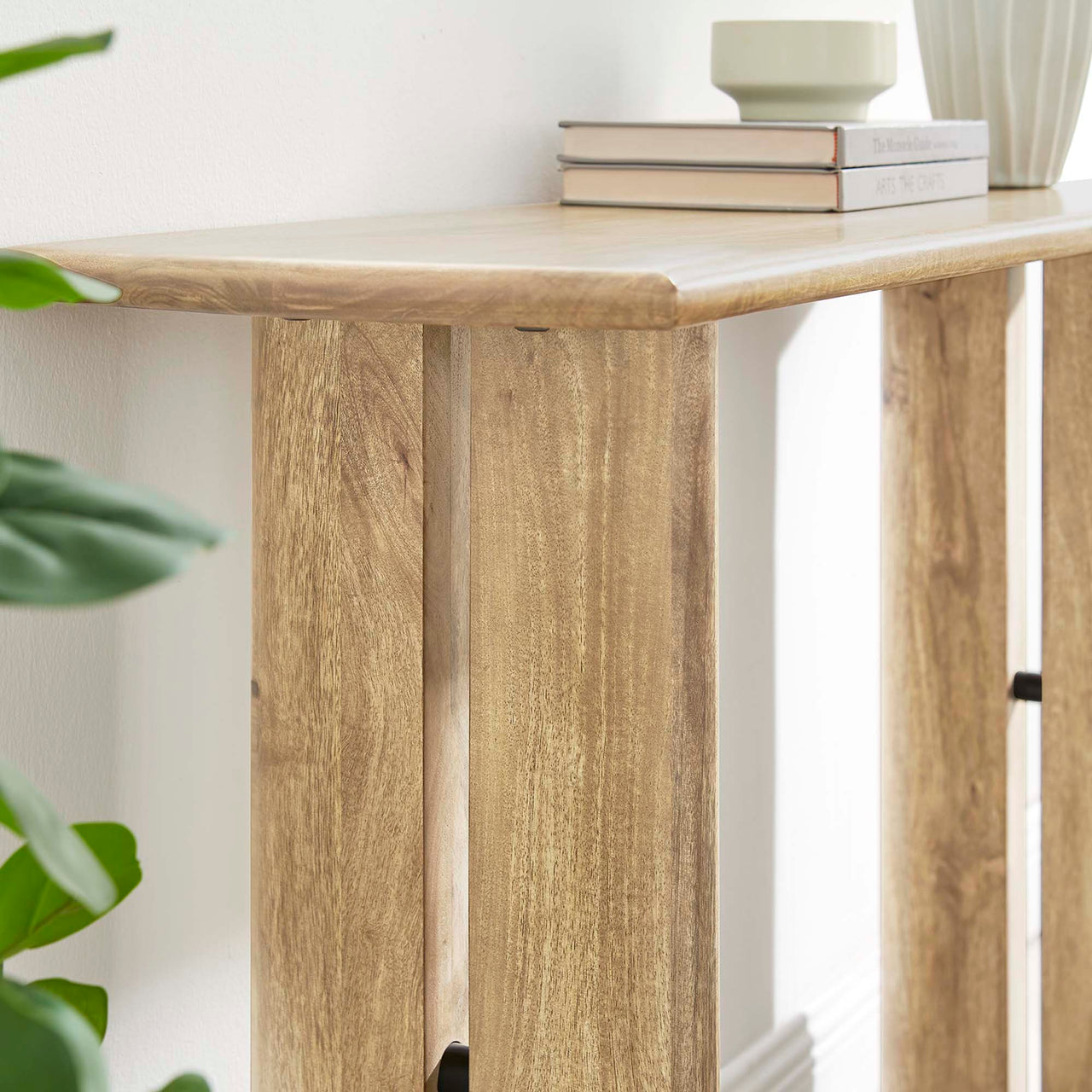 Ardella Mango Console Table, Oak