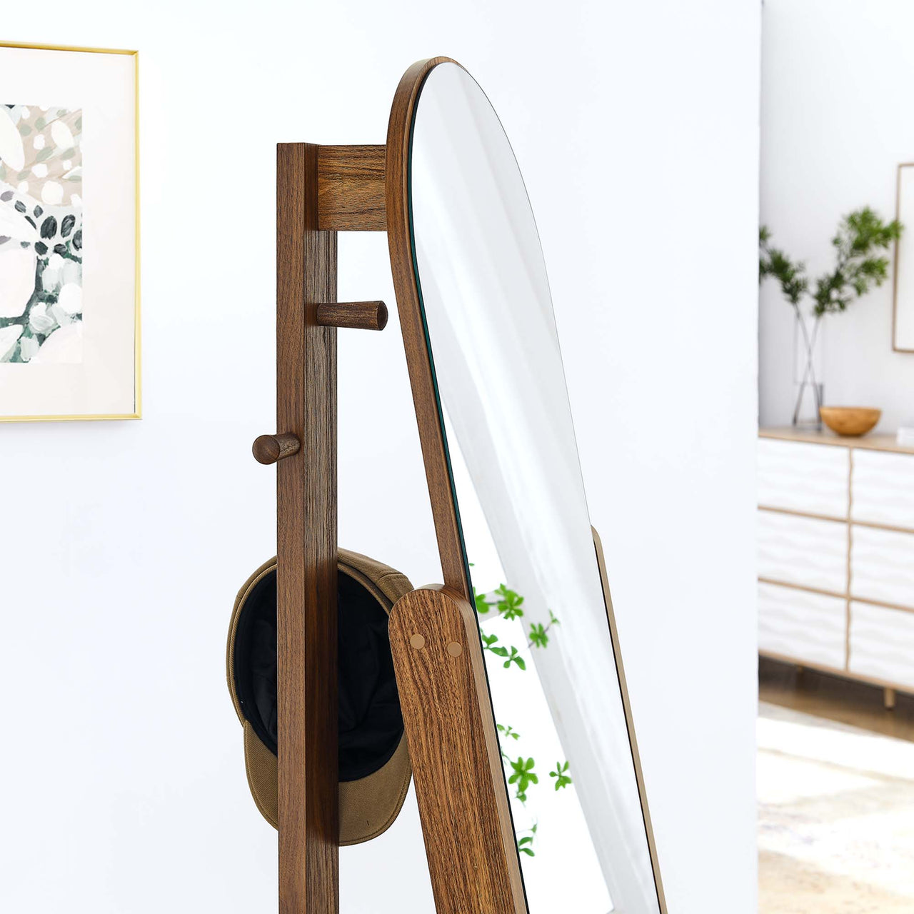 Selune Standing Mirror, Walnut