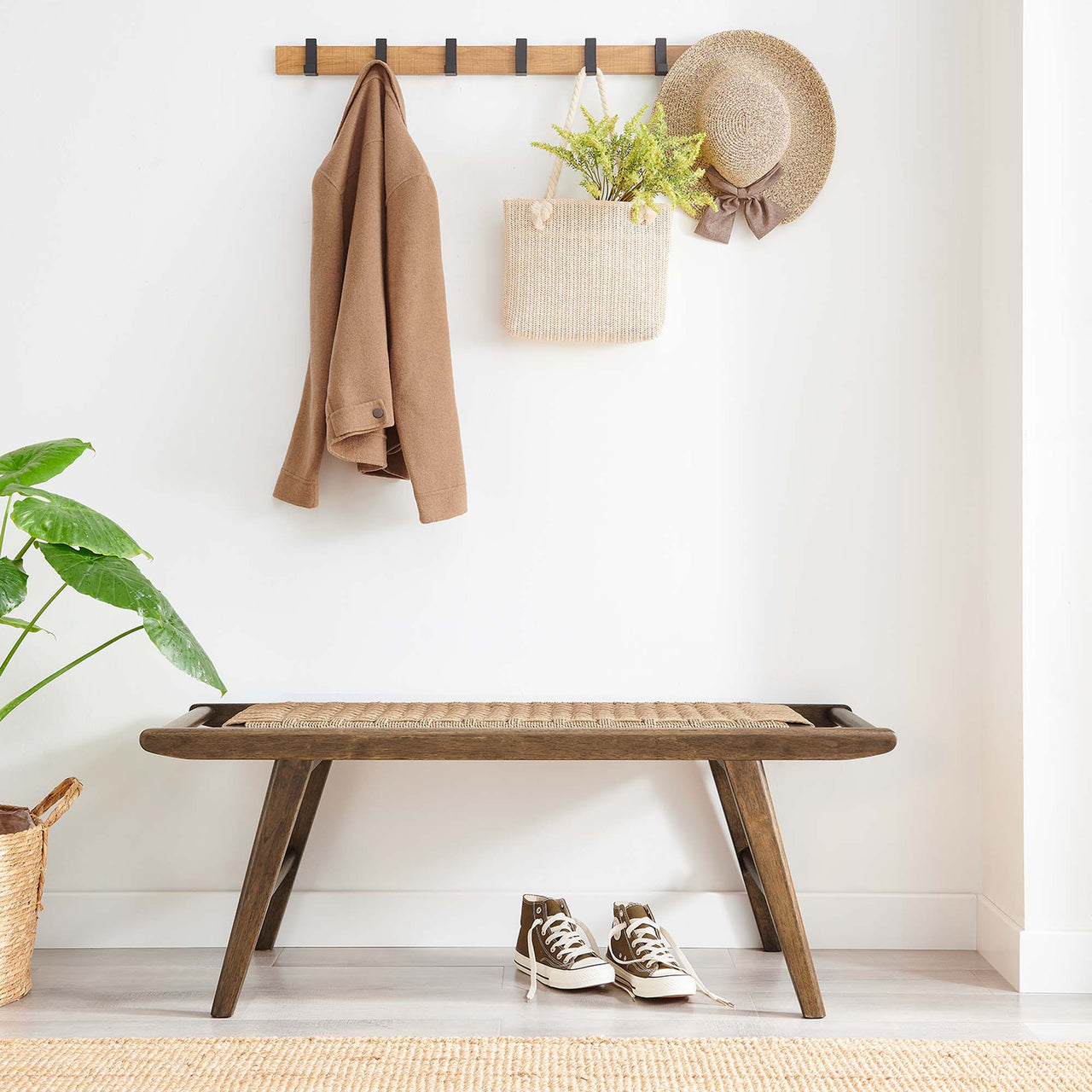 Hunter Bench, Walnut & Natural Wood