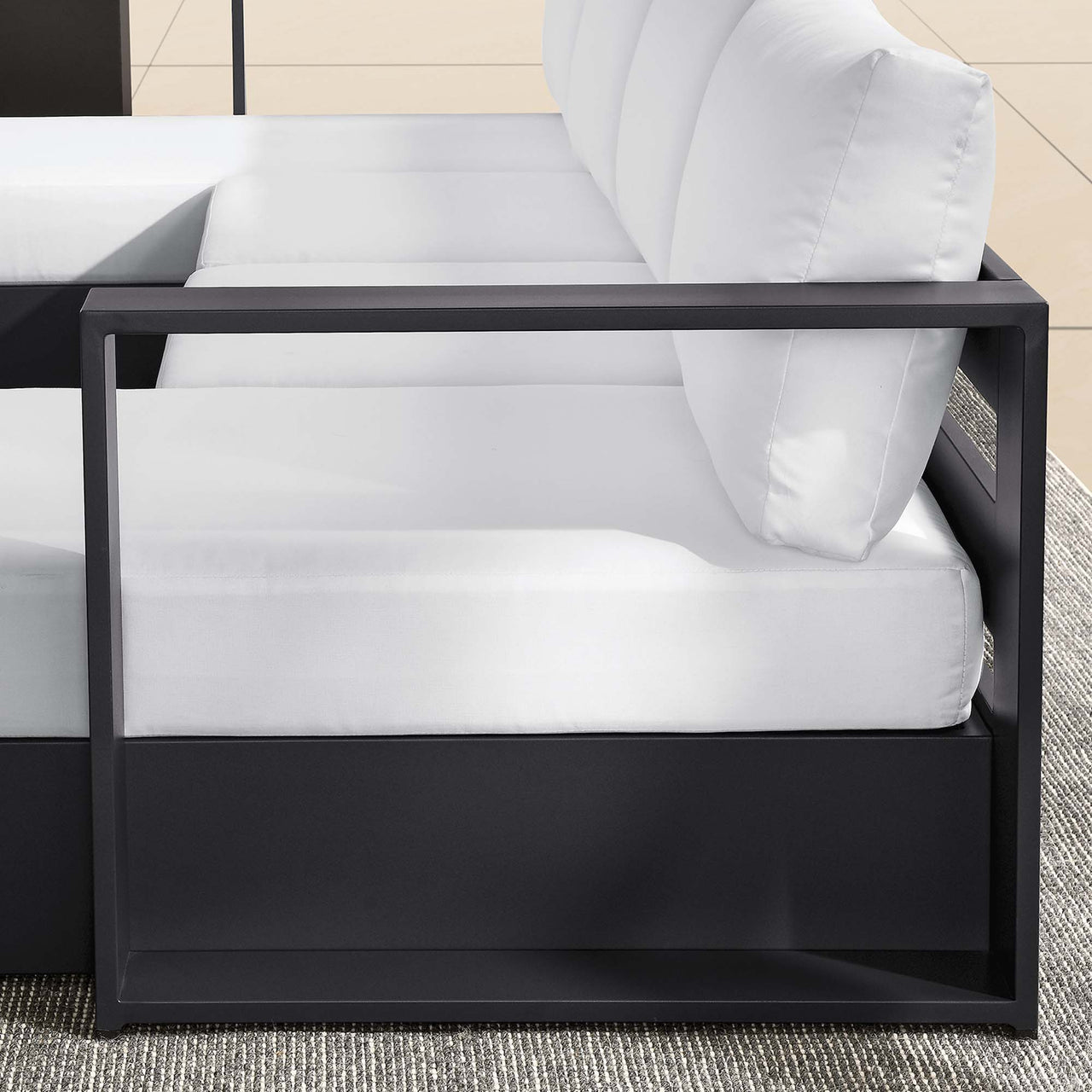 Tahlor 4-Piece Alfresco Powder-Coated Aluminum Sectional Sofa Set, Gray & White