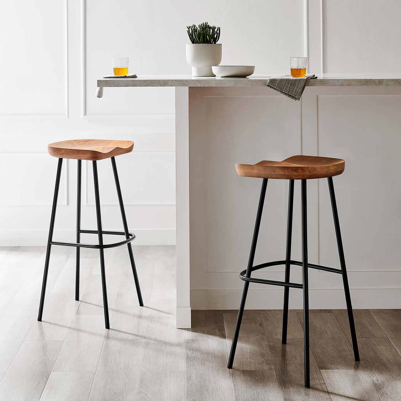 Cordon Carved Bar Stools Set of 2, Walnut
