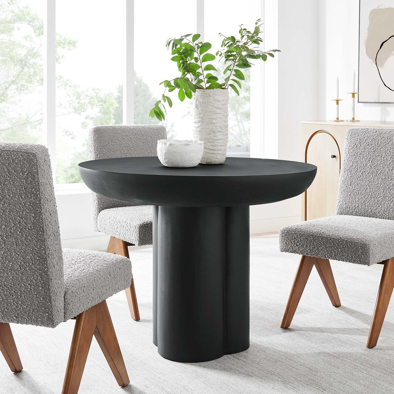 Trefoil Plateau Dining Table, Small, Black