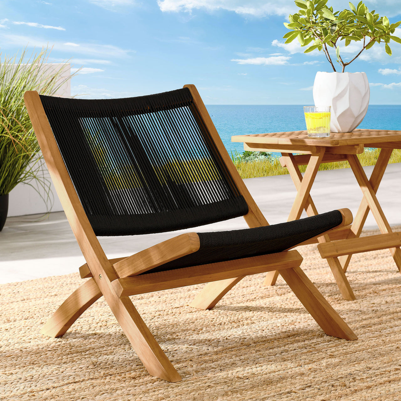 Alvierra Alfresco Teak and Rope Folding Accent Lounge Chair, Natural Wood & Black