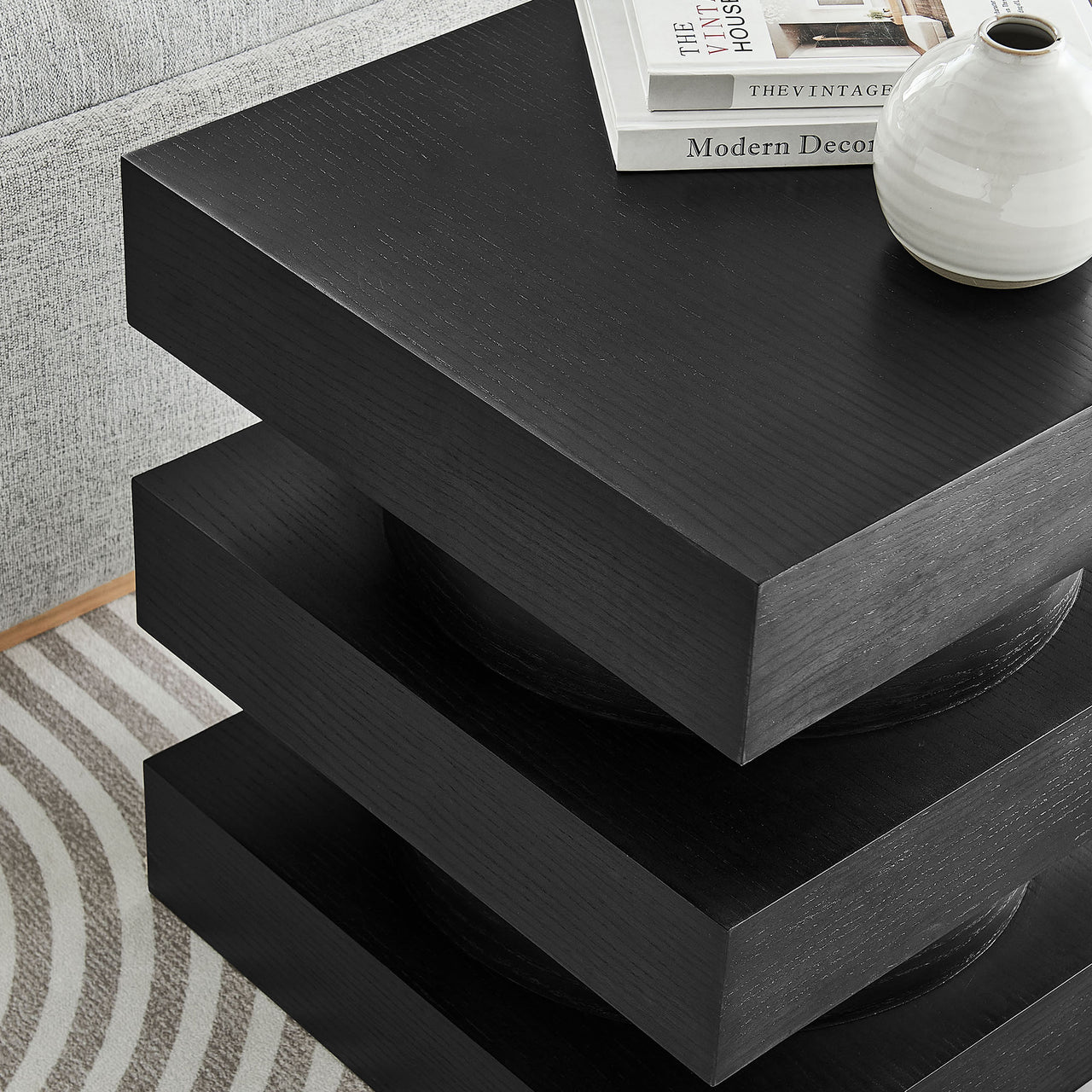 Tower End Table, Black