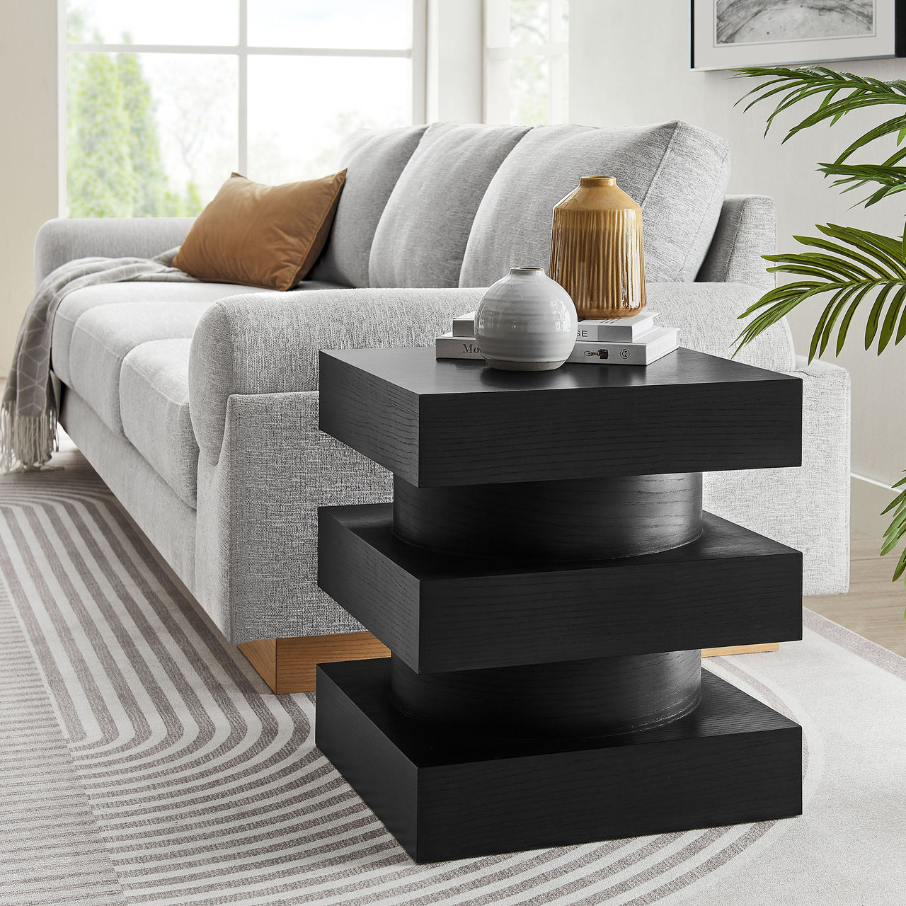 Tower End Table, Black