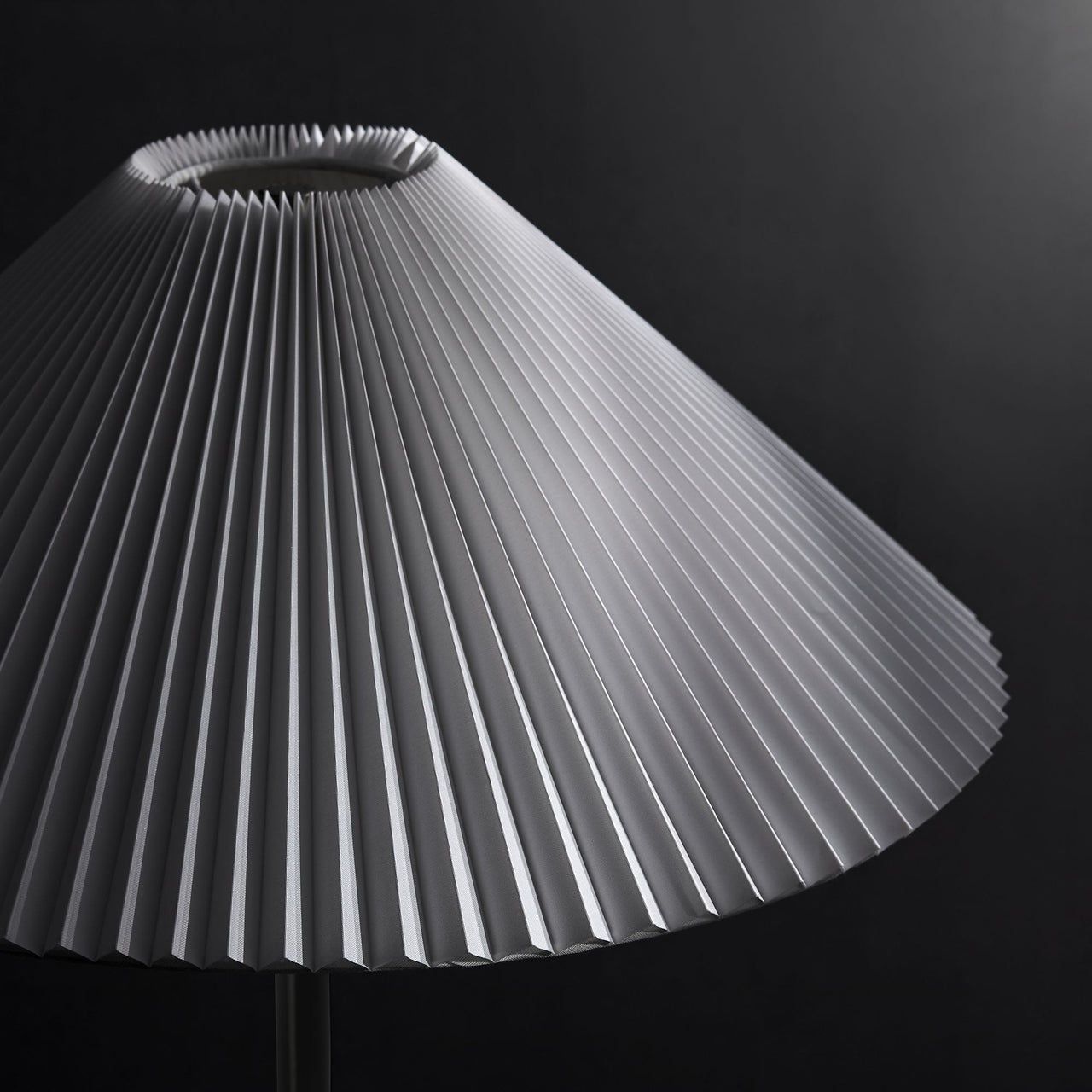 Miyah Marble Floor Lamp, Black