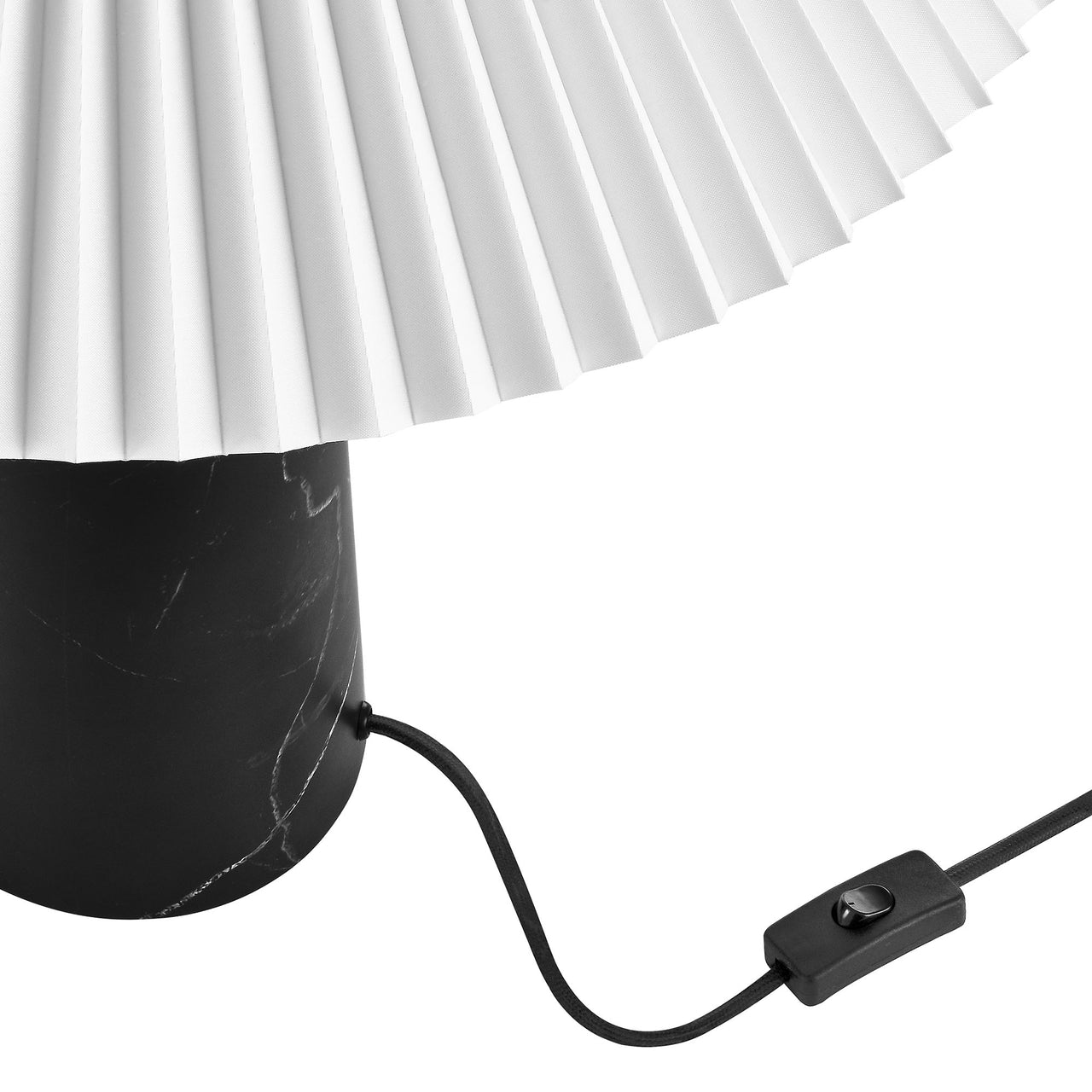 Radiance Table Lamp, Black