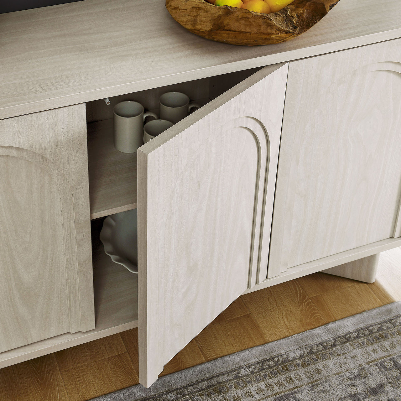 Quelora Sideboard, Ivory