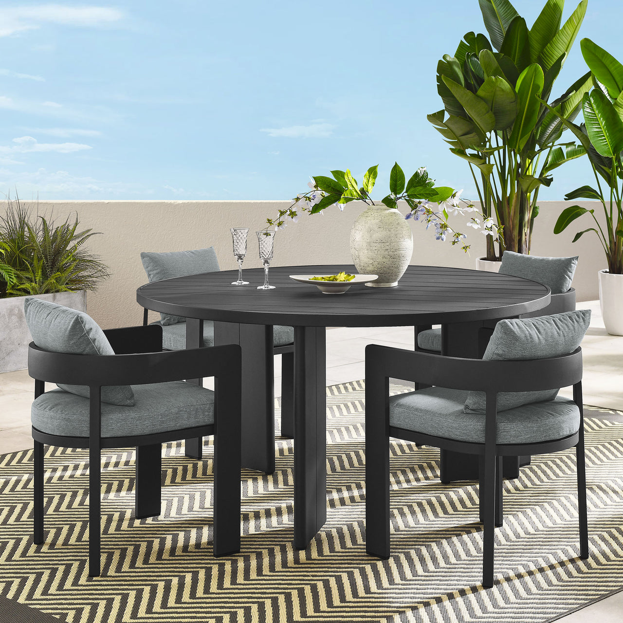 Tahlor 5-Piece Alfresco Dining Set, Gray