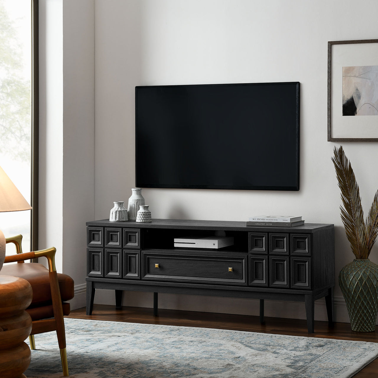 Colosseum TV Stand, Black