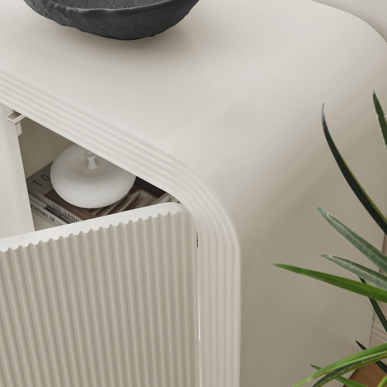 Niagra Sideboard, White