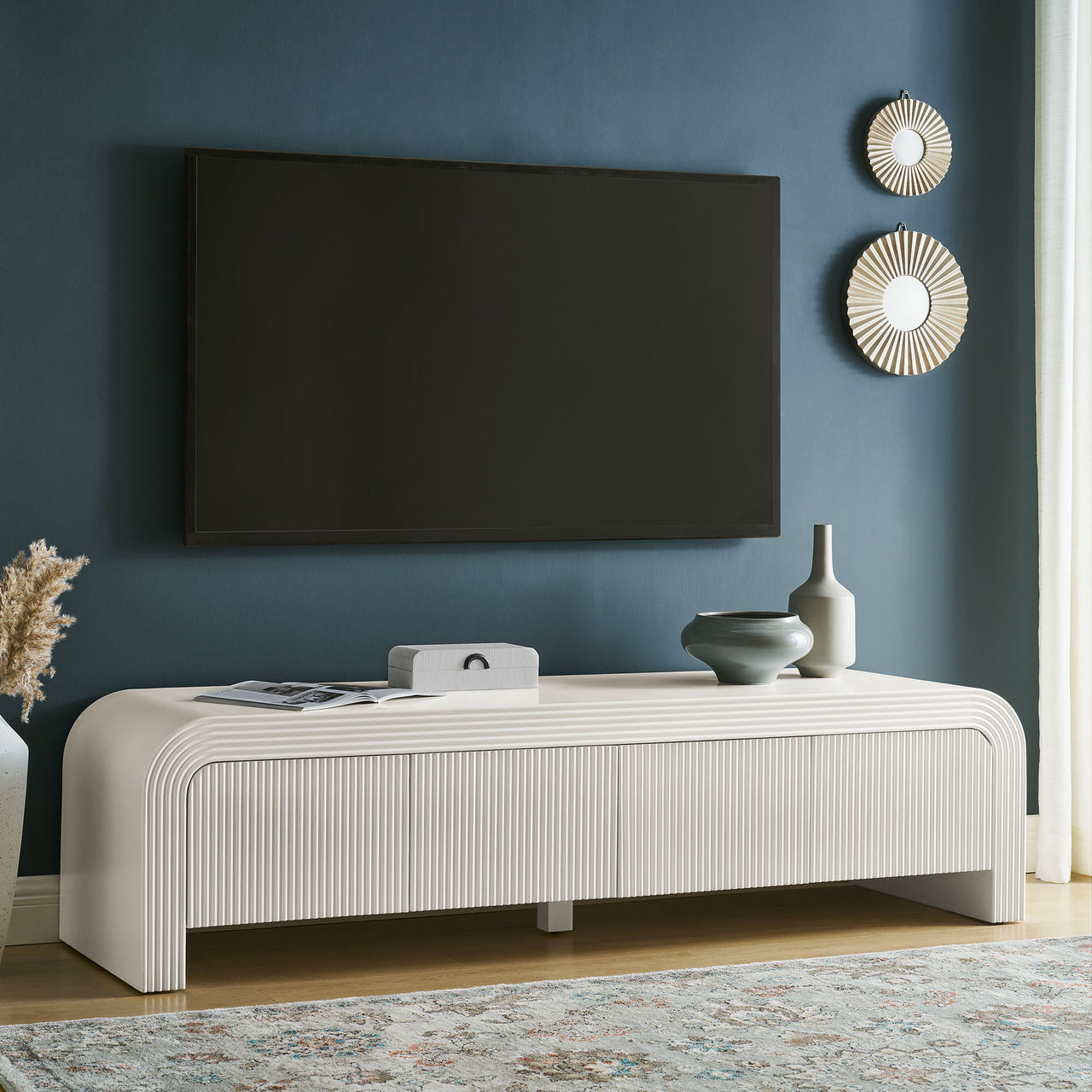 Niagra TV Stand, White