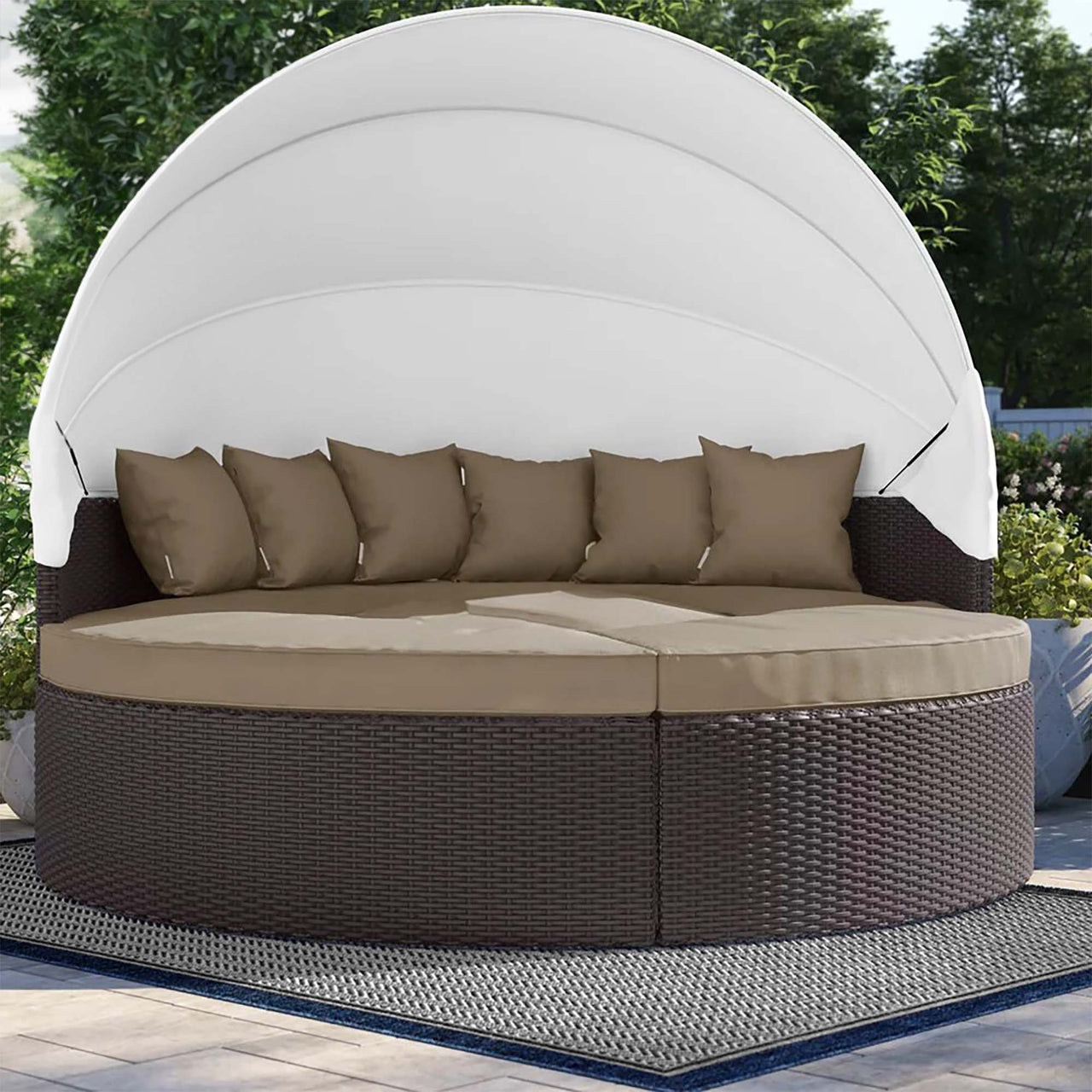 Wanderer Alfresco Lounging Daybed, Dark Brown & Mocha