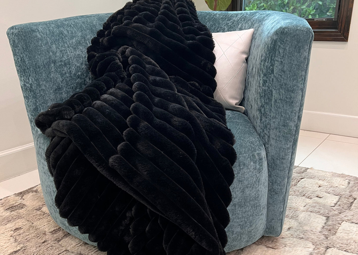 Rexa Faux Chinchilla Fur Throw Blanket, Assorted Colors