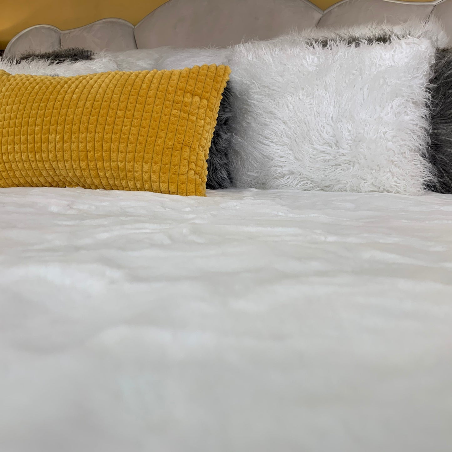 Luxury Faux Chinchilla Fur Throw Blanket, Assorted Colors