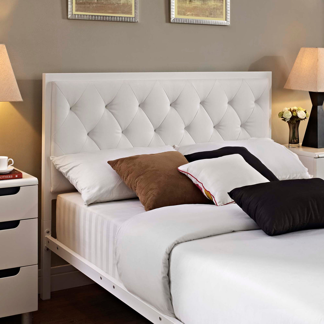 Mirava Eco-Leather Full Bed, White