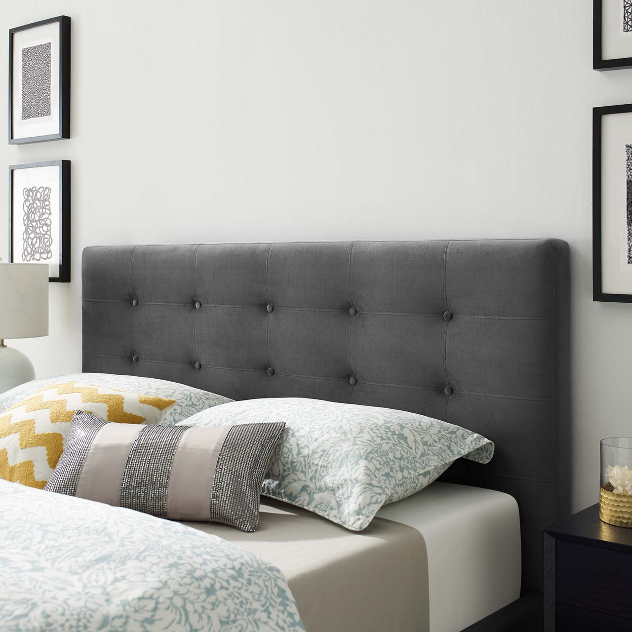 Kendra Velvet Queen Platform Bed, Gray