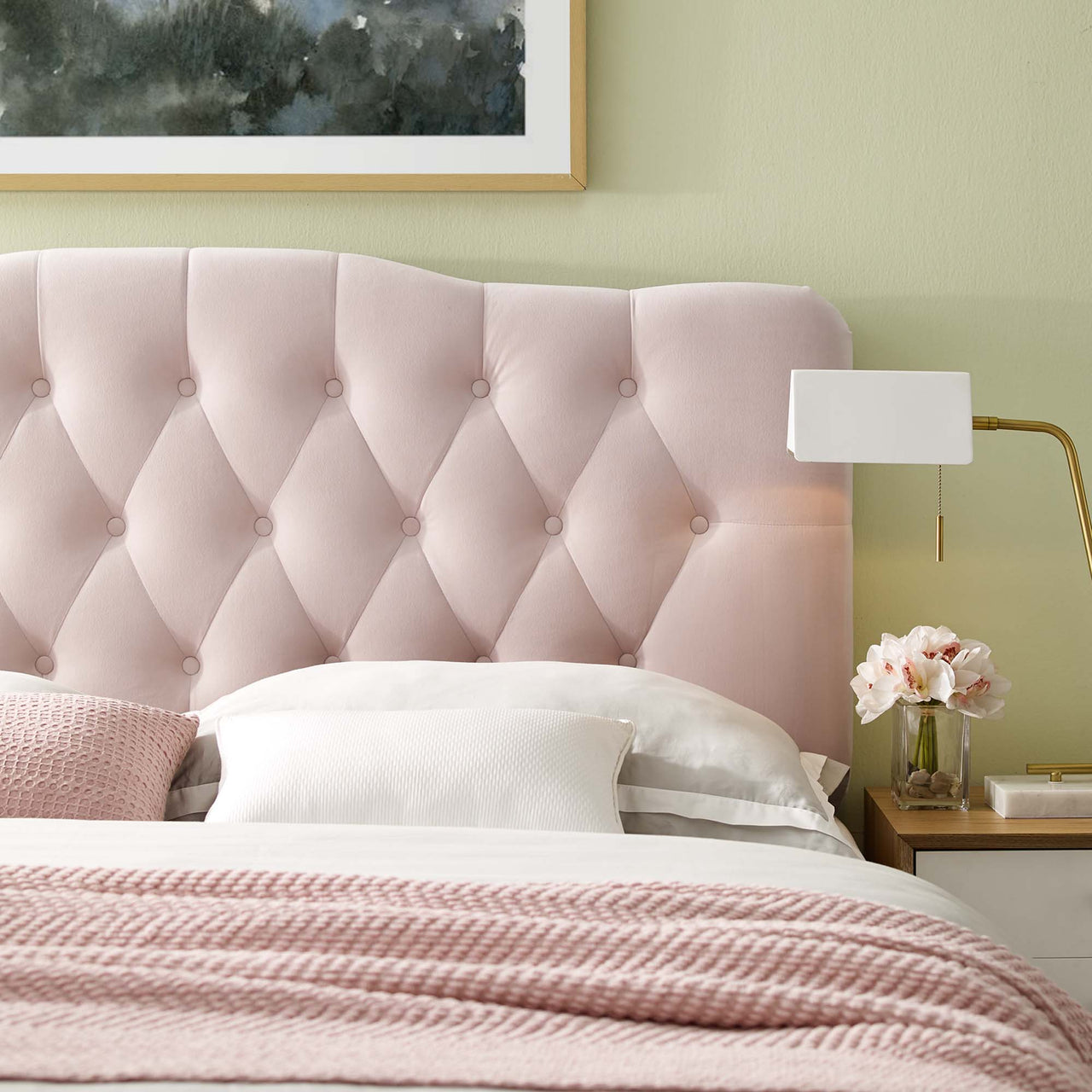 Serelle Velvet Queen Headboard, Pink
