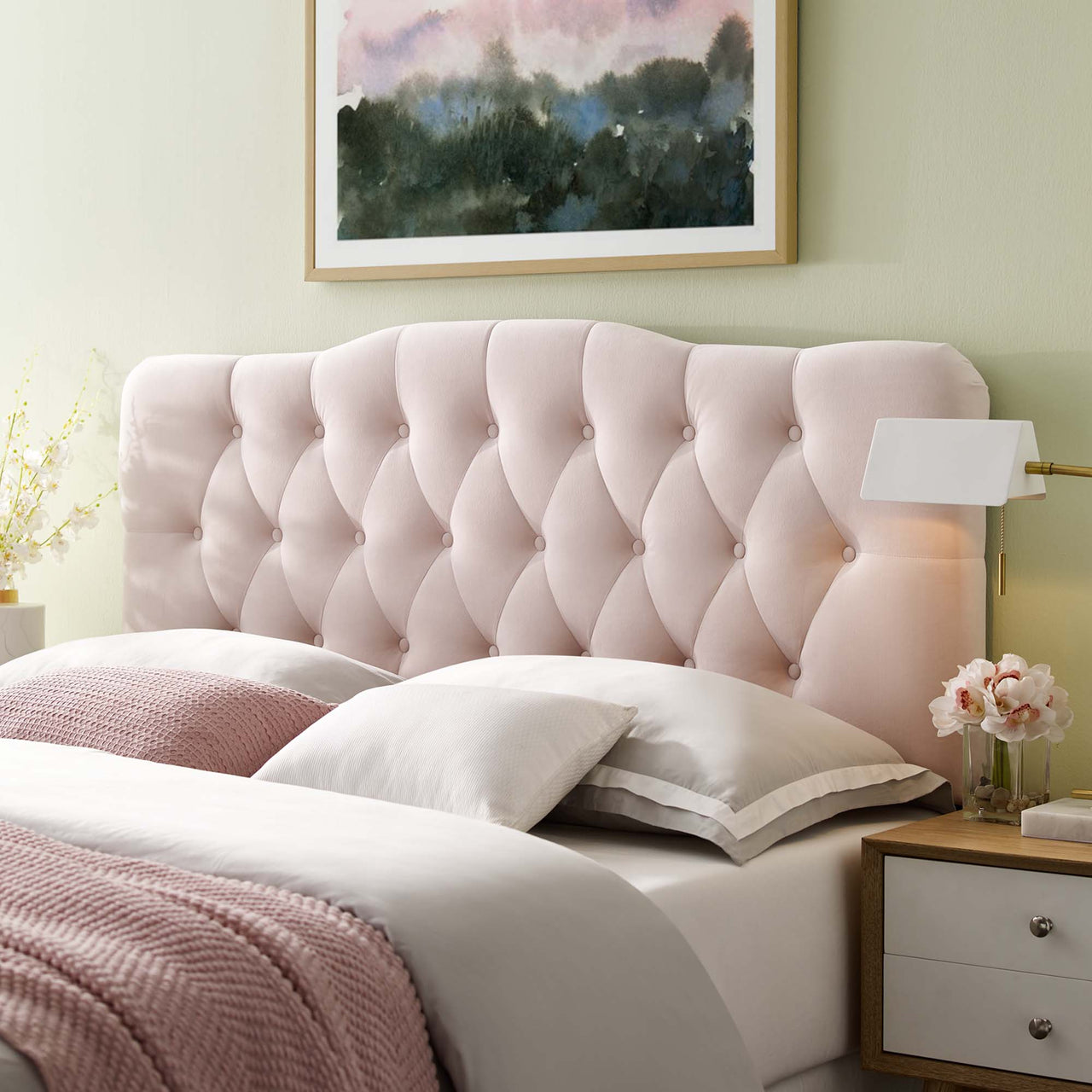 Serelle Velvet Queen Headboard, Pink