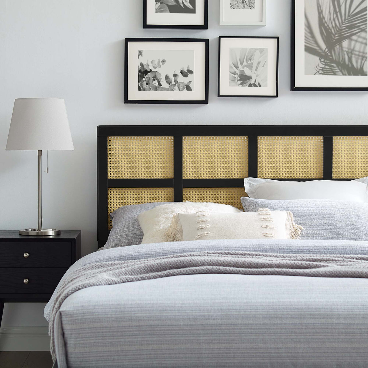 Matricese Queen Headboard, Black