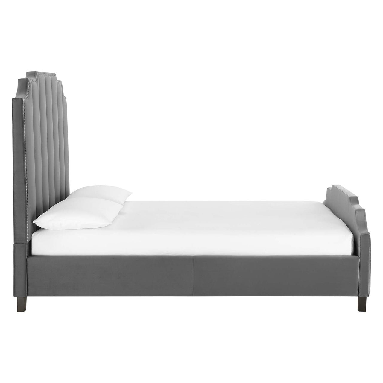 Avrienne Velvet Queen Platform Bed, Gray