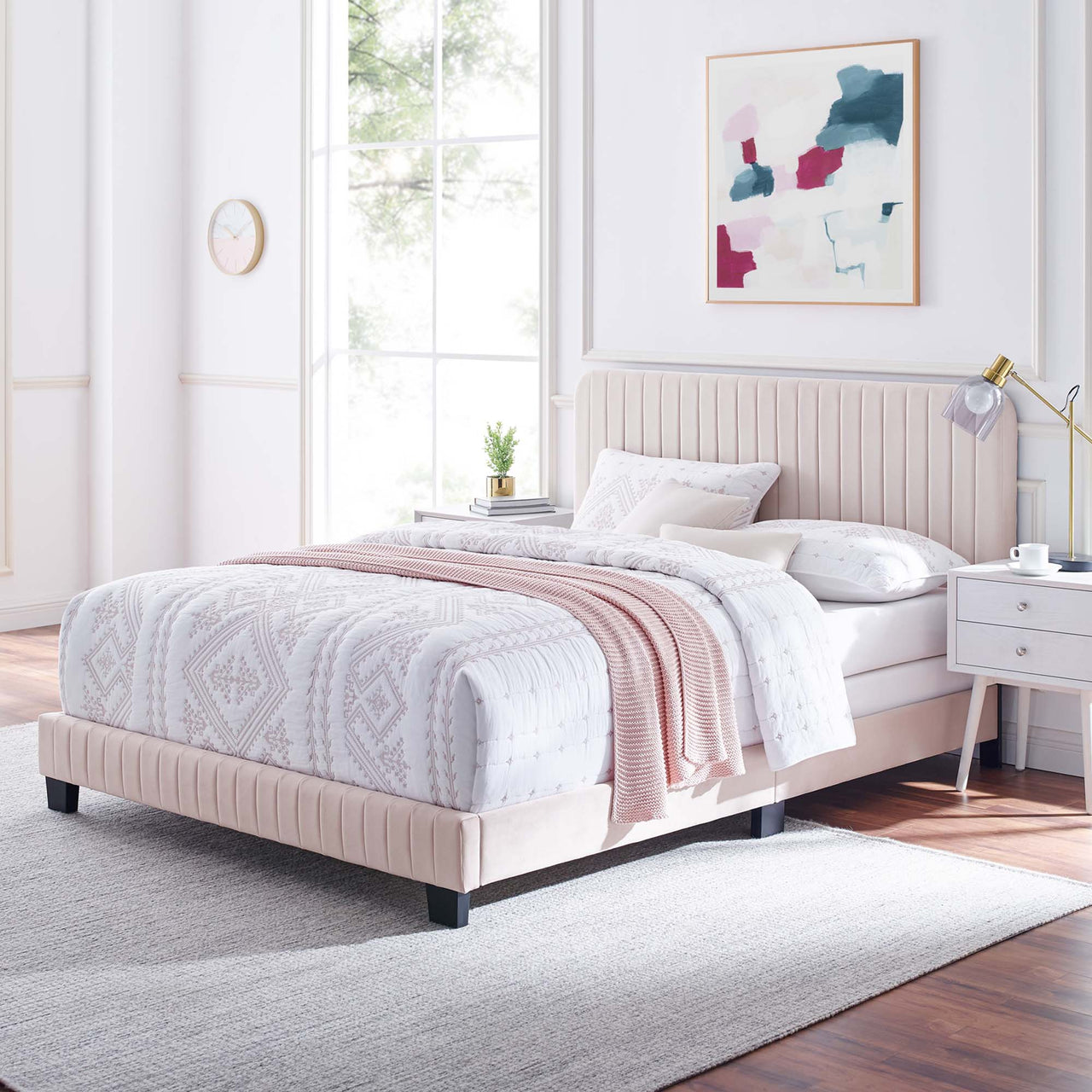 Heavenly Velvet Twin Bed, Pink