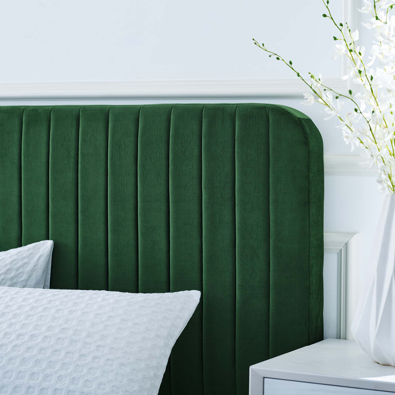 Heavenly Velvet Full Platform Bed, Emerald