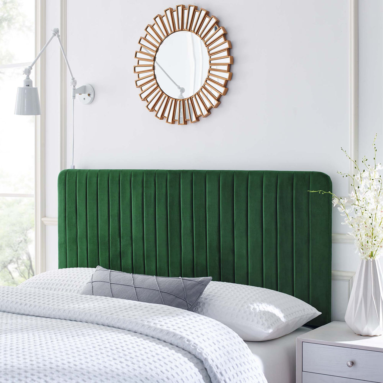 Emara Upholstered Velvet Twin Headboard, Emerald