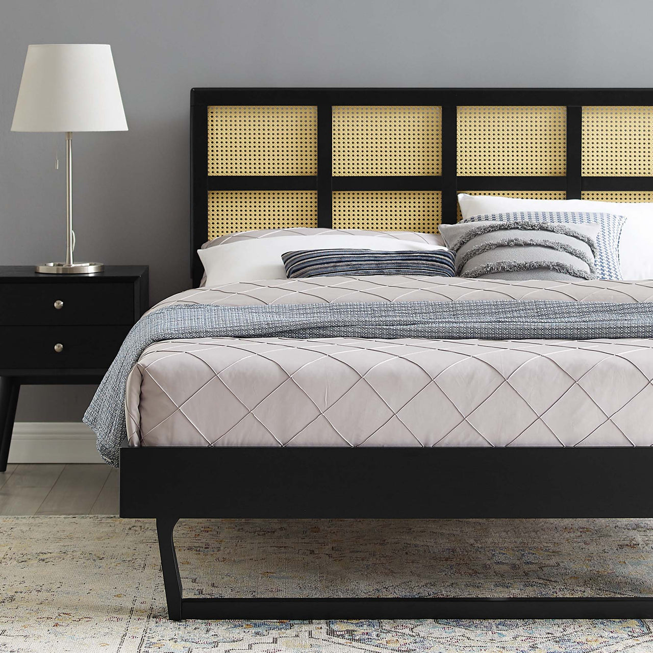 Matrix Queen Platform Bed, Black