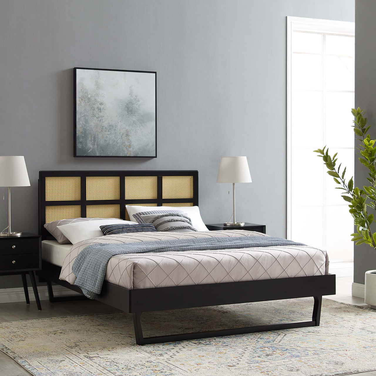 Matrix Queen Platform Bed, Black