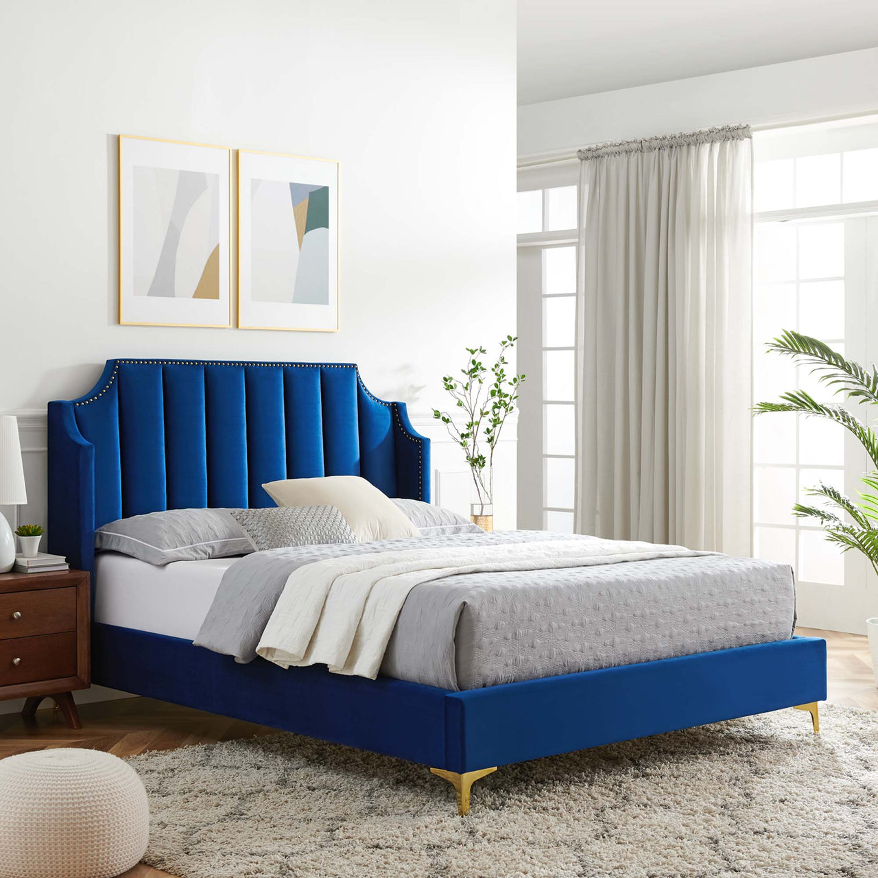 Daria Upholstered Velvet Queen Platform Bed, Navy